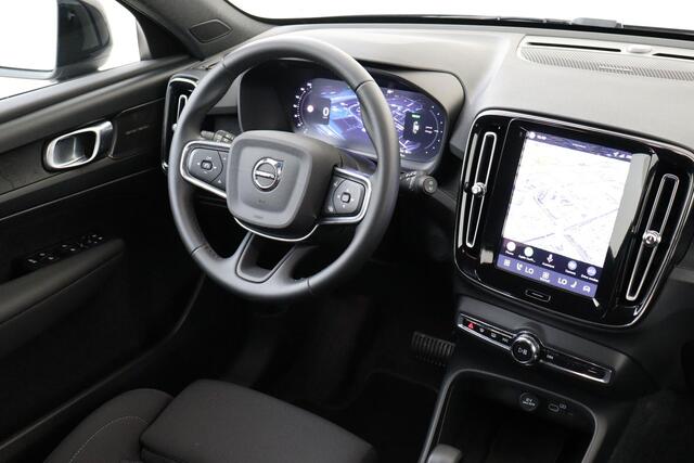 Volvo EX40 SINGLE MOTOR EXTENDED RANGE PLUS 82 kWh -HARMAN/KARDON|CAMERA|WARMTEPOMP|ADAP.CRUISE|BLIS|KEYLESS|TREKHAAK|19"ALL-SEASON|SoH:99%