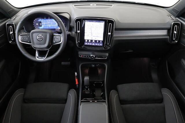 Volvo EX40 TWIN MOTOR ULTRA EUROPA 82 kWh -PANO.DAK|HARMAN/KARDON|360°CAM|LIGHTING|POWER-SEATS|PRIVACY.GLAS|20"|SoH:100%