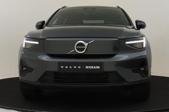 Volvo EX40 TWIN MOTOR ULTRA EUROPA 82 kWh -PANO.DAK|HARMAN/KARDON|360°CAM|LIGHTING|POWER-SEATS|PRIVACY.GLAS|20"|SoH:100%