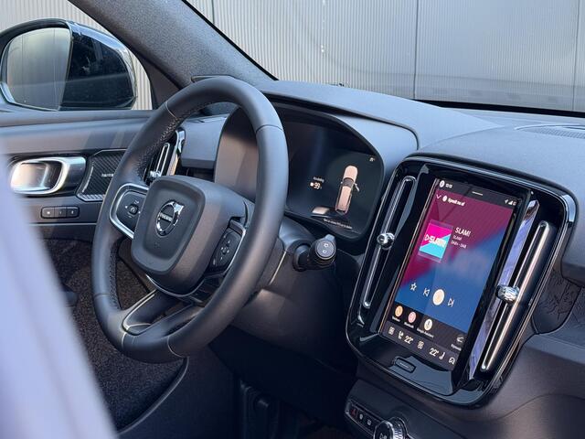 Volvo EX40 Single Motor Ext. Range Plus Bl. Ed. Europa 82 kWh intellisafe/ zwart daj/ extra getint glas/ climate line