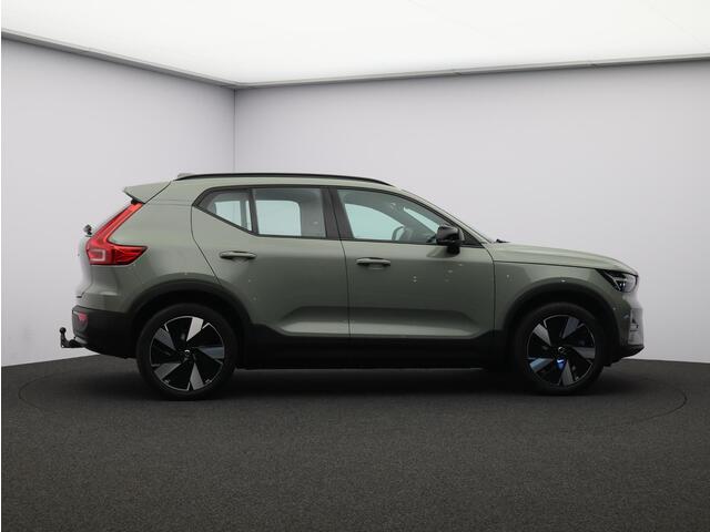 Volvo EX40 Single Motor Extended Range Plus 82 kWh Trekhaak / Parkeersensoren- Camera achter / 19'' / All-Season banden / Sage Green /