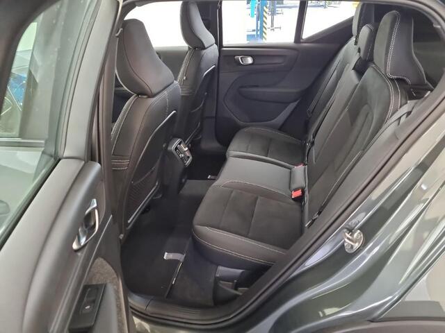 Volvo EX40 Single Motor Extended Range Ultra 82 kWh | SOH:100% | 360° Camera | Schuif/Kantel Panoramadak | Warmtepomp | Stoel/Stuur verwarming | Adaptive Cruise | Power Seats | Memory | Harman/Kardon |