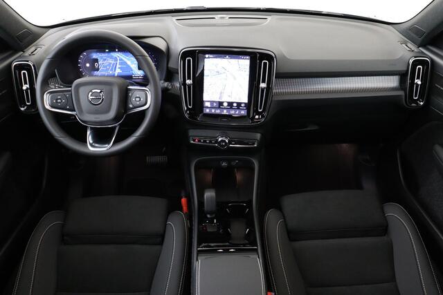 Volvo EX40 SINGLE MOTOR EXTENDED RANGE ULTRA BLACK EDITION EUROPA 82 kWh -PANO.DAK|HARMAN/KARDON|360°CAM|POWER-SEATS|PRIVACY.GLAS|20"|SoH:100%