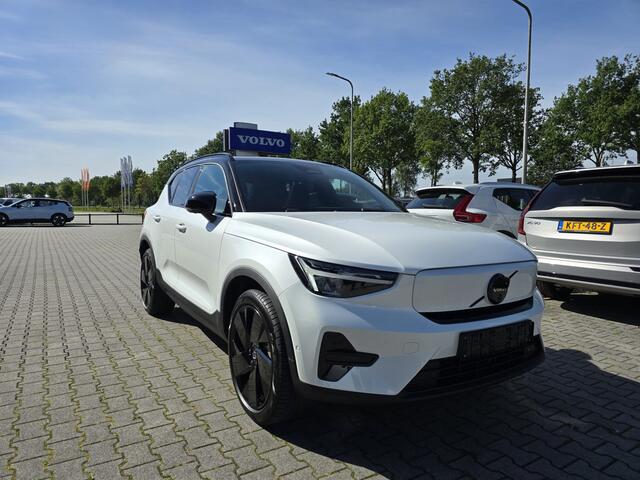 Volvo EX40 Single Motor Ext. Range Ultra Bl. Ed. Eur. 82 kWh | BLIS | Panorama dak | 360 Camera | Verwarm. Stoelen/Stuur | Warmtepomp |