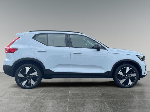 Volvo EX40 Single Motor Essential 70 kWh | 19 inch wielen | All-Season | Achteruitrijcamera |