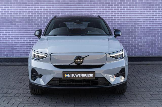 Volvo EX40 Single Motor Extended Range Ultra Black Edition Europa | Google | Long Range | Harman Kardon Audio | 20" Lichtmetalen Velgen | Panoramadak | Getint Glas | Elektrische Stoelverstelling | Nubuck Bekleding | Adaptive Cruise Control | Dodehoekdetectie | 360 Camera | Zitverlenging | Elek. Achterklep | Keyless