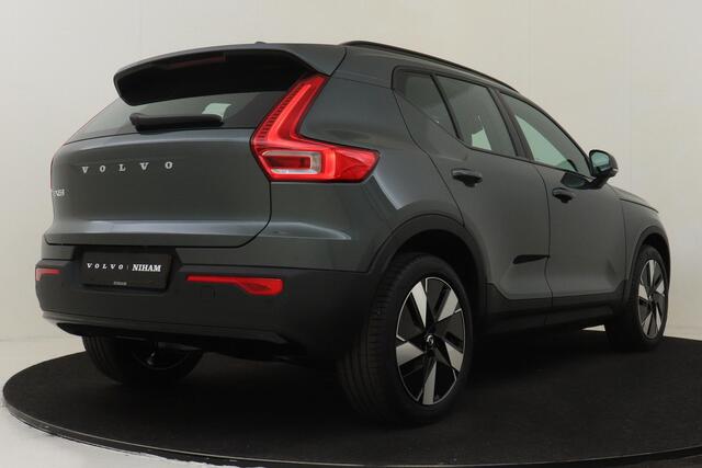 Volvo EX40 SINGLE MOTOR PLUS EUROPA 70 kWh -HARMAN/KARDON|CAMERA|POWER-SEATS|WARMTEPOMP|CLIMATE|ADAP.CRUISE|BLIS|KEY-LESS