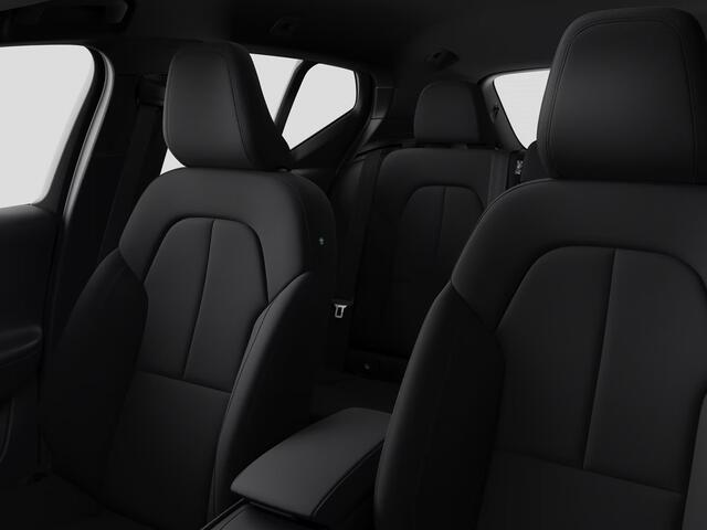 Volvo EX40 P5 Long Range Plus Europa 82 kWh | Parkeercamera | Harman Kardon | Stoel- en stuurverwarming
