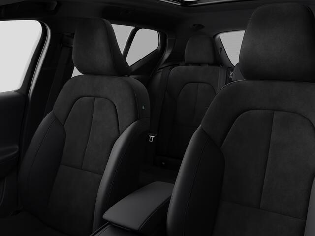 Volvo EX40 P5 Long Range Ultra Europa 82 kWh | Panoramadak | 360° camera | Harman Kardon | Stoel- en stuurverwarming