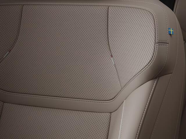 Volvo EX60 P10 AWD Ultra 95 kWh | Panoramadak | 360° camera | Bowers & Wilkins | Stoel- en stuurverwarming | Stoelventilatie