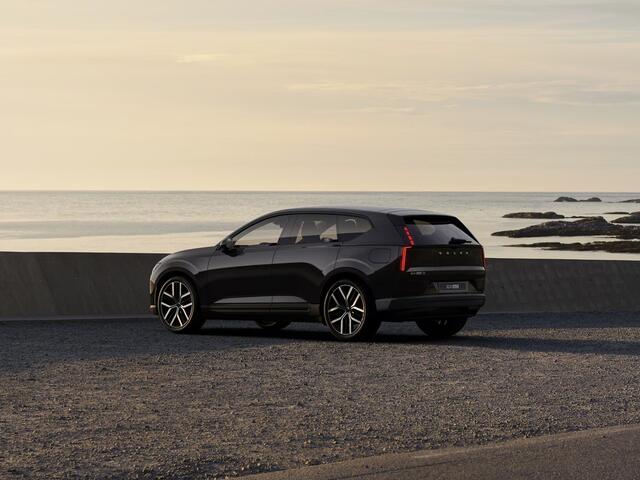 Volvo EX60 P10 AWD Ultra 95 kWh | Panoramadak | 360° camera | Bowers & Wilkins | Stoel- en stuurverwarming | Stoelventilatie