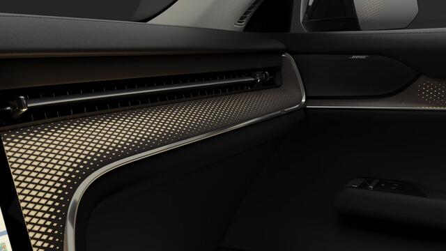 Volvo EX90 Twin Motor Performance Ultra 7p. 111 kWh / Begin September bij Jacob Schaap Lelystad in de Showroom /