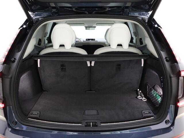 Volvo EX90 Twin Motor Performance Ultra 7p. 111 kWh / B&W Audio / Luchtvering / 22'' / Pilot Assist Pack / Climate / Extra Getint glas / Zittingverhoger 2e zitrij /