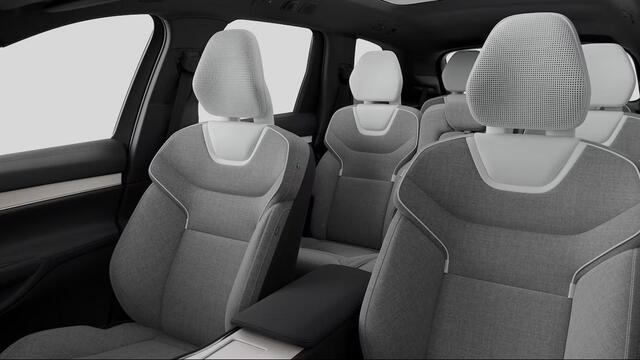 Volvo EX90 Twin Motor Performance Ultra 7p. 111 kWh / Pano. dak / 360 camera / 22 inch / Stuur + stoelen verwarmd / Bowers & Wilkins / Luchtvering / Elek. stoelen /
