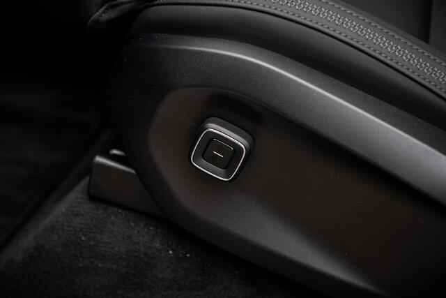Volvo EX90 Twin Motor Ultra | Bowers & Wilkins | Climate | Pilot-Assist | Luchtvering | 22" | Getint glas |