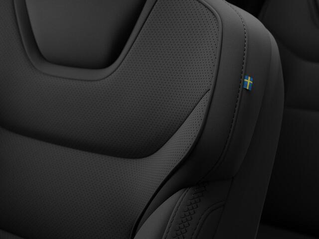 Volvo EX90 Twin Motor Performance Ultra Automaat / Luchtvering / Bowers & Wilkens audio / 22" velgen / 517pk / Pilot Assist Pack / Privacy Glass