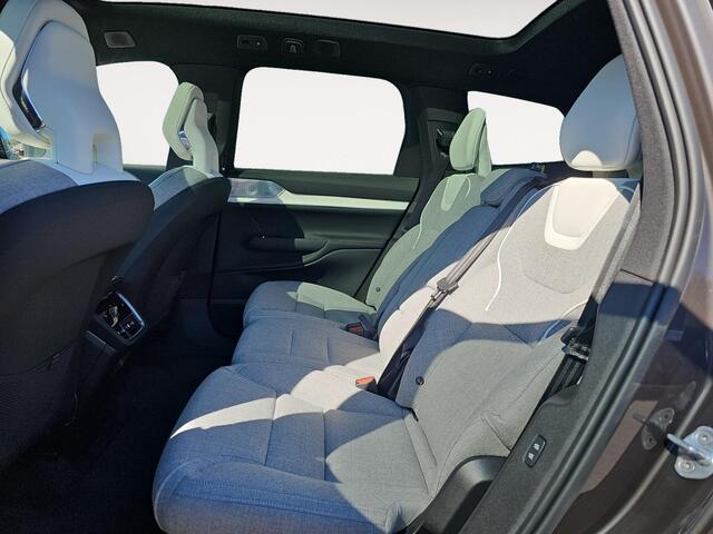 Volvo EX90 Twin Motor Performance Ultra 7p. 111 kWh | Bowers & Wilkins audio | Luchtvering | Trekhaak | Pilot Assist |