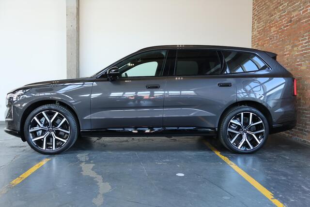 Volvo EX90 Twin Motor Ultra 7p. 106 kWh | Elektrochromatisch panoramadak | Bowers & Wilkins Premium Audio | Luchtvering en automatische niveauregeling | 22" 5-Y Spaaks Glossy Black Diamond Cut velgen | Nappaleer met ventilatie | Parkeersensoren voor + achter | Pilot Assist | 360° Parkeercamera