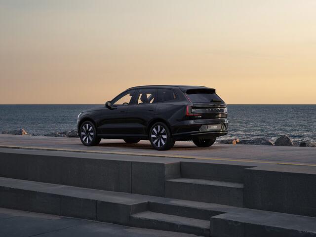 Volvo EX90 Twin Motor Ultra 7p. 111 kWh | Panoramadak | 360° camera | Bose Audio | Head-up display | Stoelventilatie | Stoel- en stuurverwarming