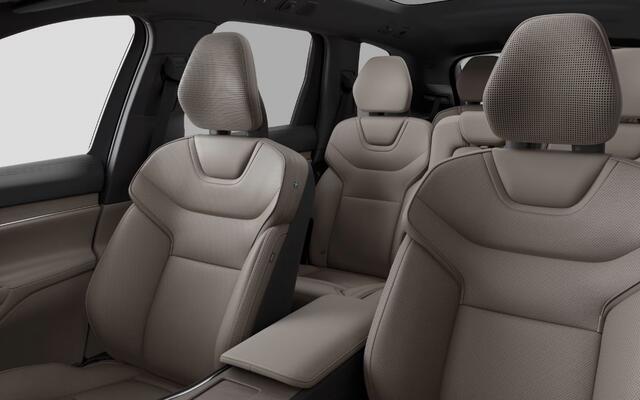 Volvo EX90 Twin Motor Ultra Executive Edition 7p. 106 kWh | 7-Zits | Google | Luchtvering| Stoelverwarming Voor + Achter | Panoramadak | Head-Up Display | Getint Glas | Bowers & Wilkins Audio | Adaptieve Cruise Control | Massage | Keyless | Stuurverwarming | Pilot Assist | Elek. Achterklep | 22 Inch Glossy Black Diamond Lichtmetalen Velgen