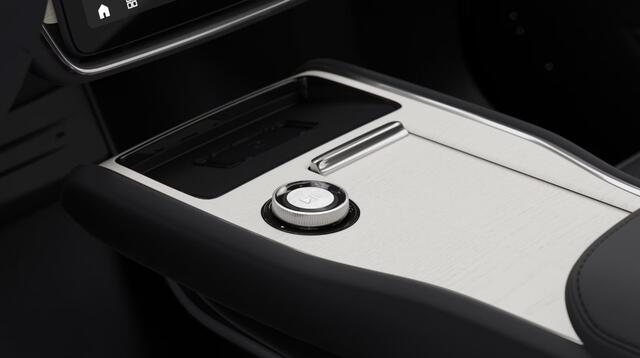 Volvo EX90 Twin Motor P. Ultra Executive Edition 7p. 106 kWh | 800V | Bowers & Wilkins | 22" Y-Spaaks | Pilot Pack | Climate Pack | Donker Glas | Luchtvering | Bowers & Wilkins |