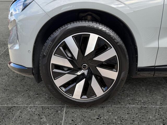 Volvo EX90 Twin Motor Ultra 7p. 111 kWh | Luchtvering | Trekhaak elektrisch 13p |