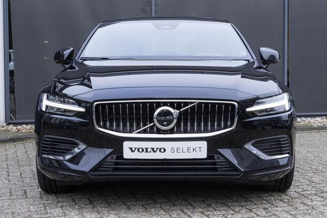 Volvo S60 T6 Automaat Recharge AWD Ultimate Bright | Premium Audio by Harman Kardon | Head-Up display | Panoramadak | Nappa leder interieur | Interieur voorverwarming | 360º Camera