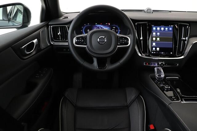 Volvo S60 RECHARGE T6 AWD ULTIMATE DARK -PANO.DAK|B&W-AUDIO|360°CAM|TREKHAAK|HEAD UP DISP.