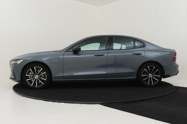 Volvo S60 RECHARGE T6 AWD ULTIMATE DARK -PANO.DAK|B&W-AUDIO|360°CAM|TREKHAAK|HEAD UP DISP.