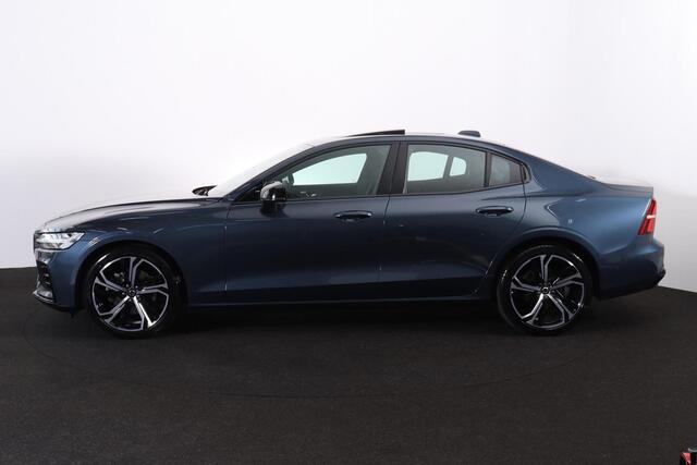 Volvo S60 B4 Plus Dark - Panorama/schuifdak - IntelliSafe Assist & Surround - 360º Camera - Harman/Kardon audio - Adaptieve LED koplampen - Verwarmde voorstoelen, stuur & achterbank - Parkeersensoren voor & achter - Elektr. bedienb. voorstoelen met geheugen - Draad