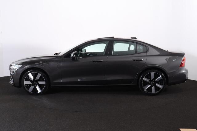 Volvo S60 Recharge T8 AWD Ultimate Dark - LONG RANGE -Panorama/schuifdak - IntelliSafe Assist & Surround - 360º Camera - Bowers & Wilkins audio - Adaptieve LED koplampen - Verwarmde voorstoelen, stuur & achterbank - Parkeersensoren voor & achter - Elektr. bedienb. 
