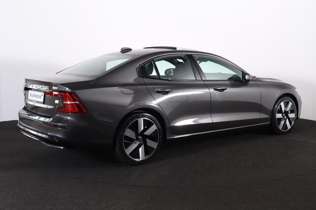 Volvo S60 Recharge T8 AWD Ultimate Dark - LONG RANGE -Panorama/schuifdak - IntelliSafe Assist & Surround - 360º Camera - Bowers & Wilkins audio - Adaptieve LED koplampen - Verwarmde voorstoelen, stuur & achterbank - Parkeersensoren voor & achter - Elektr. bedienb. 
