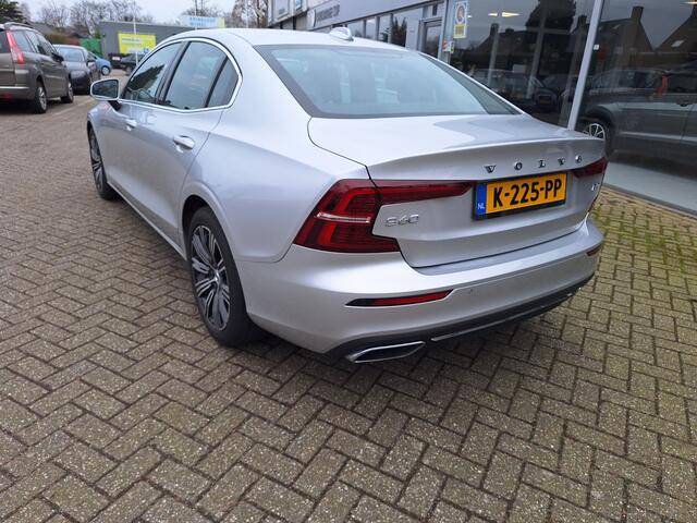 Volvo S60 2.0 B3 Inscription HYBRIDE-AUTOMAAT - NAVI- CAMERA-LEER-STOEL EN STUUR VERWARMING