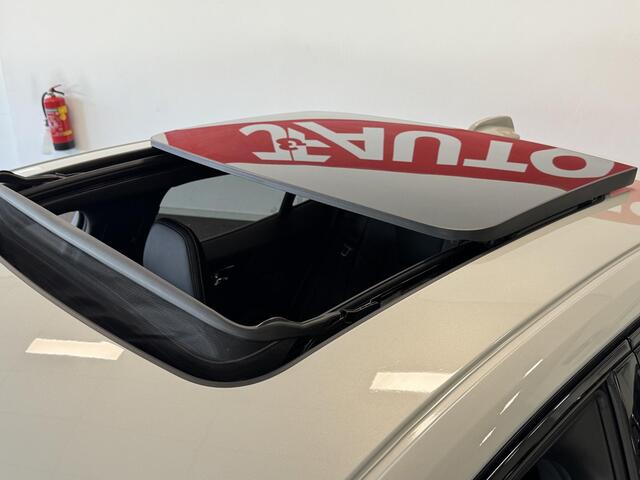Volvo S60 2.0 Recharge T6 AWD R-Design NAVIGATIE/CAMERA, PANORAMA, LEER,