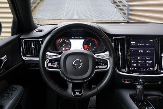 Volvo S60 T8 AWD Twin Engine R-Design | Schuifdak | Pilot assist | Elek trekhaak