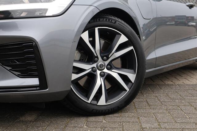 Volvo S60 T8 AWD Twin Engine R-Design | Schuifdak | Pilot assist | Elek trekhaak