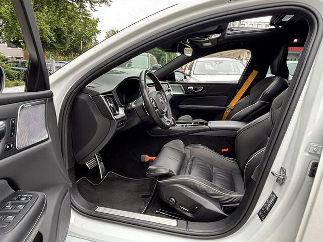 Volvo S60 T8 AWD Twin Engine Polestar Engineered B&W Pano