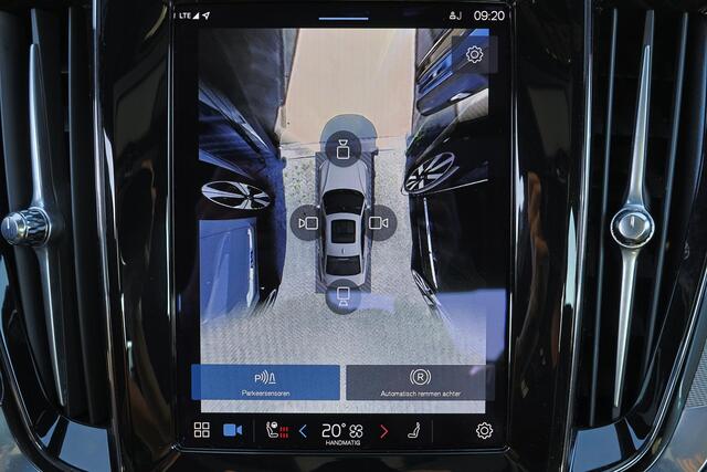 Volvo S60 T8 Recharge AWD Ultra Dark - LONG RANGE - Panorama/schuifdak - IntelliSafe Assist & Surround - 360º Camera - Bowers & Wilkins audio - Adaptieve LED koplampen - Verwarmde voorstoelen, stuur & achterbank - Parkeersensoren voor & achter - Elektr. bedienb. vo