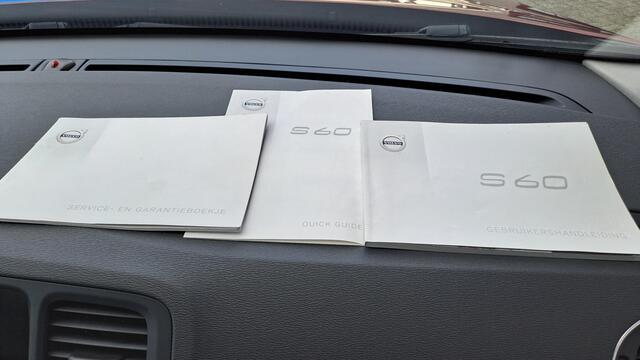 Volvo S60 1.5 T2 Kinetic Trekhaak, Automaat, Sloelverwarming, 77dkm!