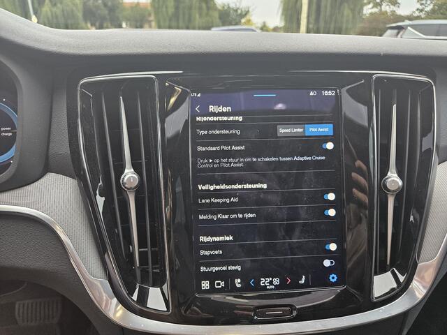 Volvo S60 2.0 Recharge T6 AWD Ultimate Bright