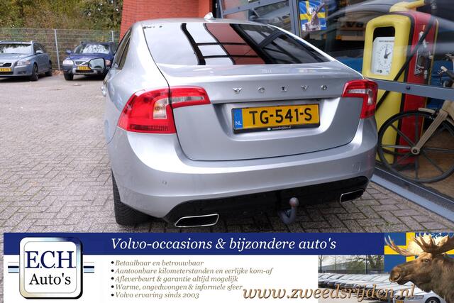 Volvo S60 T2 Polar+ Dynamic Automaat, Schuifdak