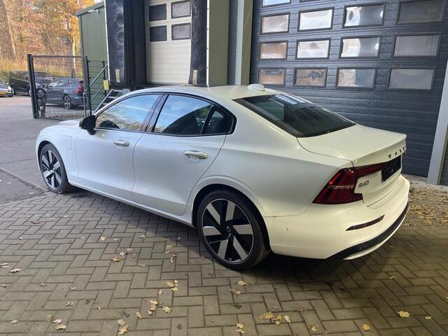 Volvo S60 T8 Recharge Ultimate Dark | Bowers&Wilkins | Head-Up | Panoramadak | ACC | 360° Camera