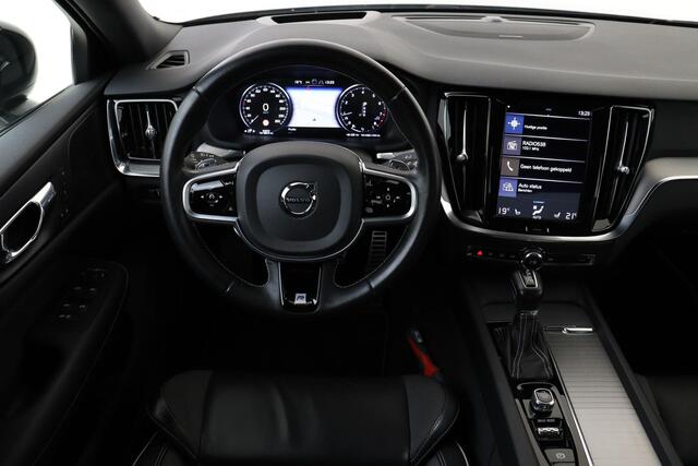 Volvo S60 T4 AUT. R-DESIGN -PANO.DAK|HEAD-UP DISP.|HARMAN/KARDON|KEYLESS|POWER-SEATS|POLESTAR|TREKHAAK