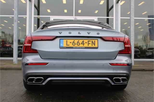 Volvo S60 B4 Automaat R-Design | Camera | Harman Kardon | Memory seats | Trekhaak | Keyless | Verw. Voorstoelen