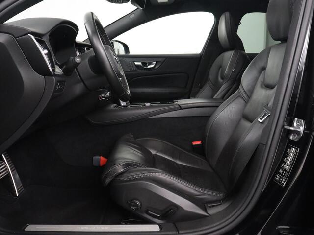 Volvo S60 2.0 Recharge T6 R-Design | Panoramadak | Leder | 360 Camera | Head-Up | Adaptive cruise | Stoelventilatie | Harman/Kardon | Massage | Carplay | Navigatie | Full LED | Memory | PHEV | Plug In