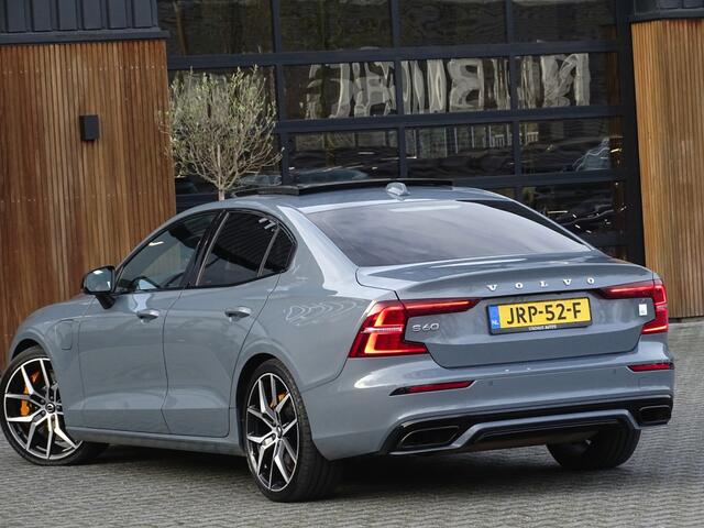 Volvo S60 T8 405PK Polestar Engineerd AWD / Brembo / Harman Kardon / LED