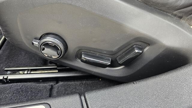 Volvo S60 2.0 B4 R-Design NL auto | All-in | dealeronderhouden