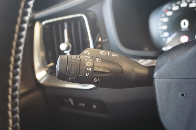 Volvo S60 2.0 T8 AWD Polestar Engineered | Schuif-/Kanteldak | H&K | 360°