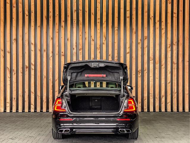 Volvo S60 2.0 T4 R-Design | INTELLISAFE SURROUND | SCHUIF/KANTELDAK | LED | STOELVERWARMING |