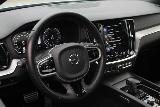 Volvo S60 2.0 B4 R-Design | Pano | Carplay | LED
